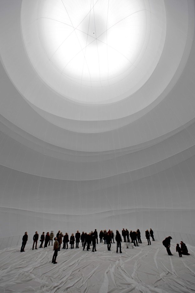 CHRISTO - The Big Air Package 03