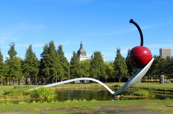 OLDENBURG - SPOONBRIDGE AND CHERRY