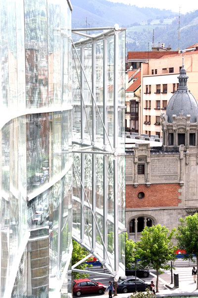 FEDERICO SORIANO - EDIFICIO EN PLAZA BIZKAIA 03