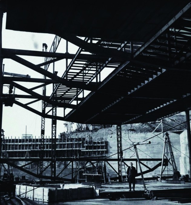 1345228660-09-gm-en-construcci-n-928x1000