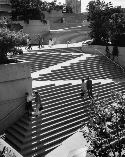 ERICKSON arthur - robson square 03