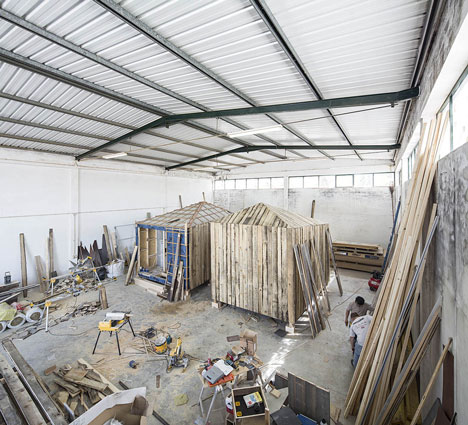 dezeen_Cabanas-no-Rio-by-Aires-Mateus_15