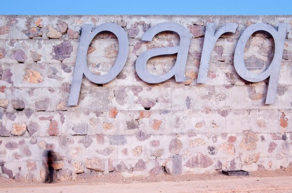 HECTOR FERNANDEZ ELORZA - PARQUE VENECIA (6)