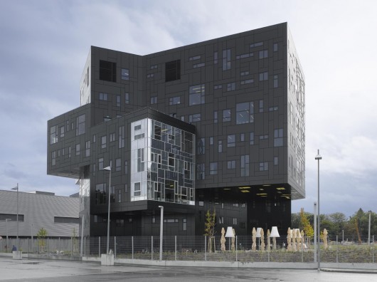 52747a1fe8e44ee8e100084c_academia-de-ejecutivos-universidad-de-wu-no-mad_portada-530x396