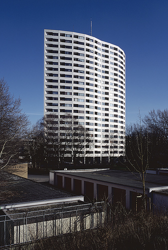 2334380419_4d09df3793