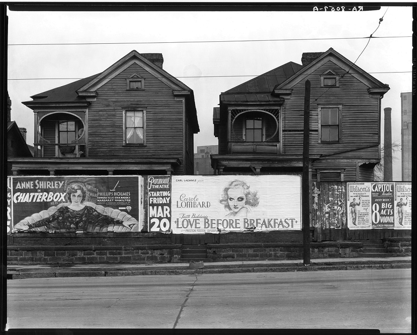 Walker Evans, Atlanta, Georgia. Frame Houses and a Billboard, 1936 baja