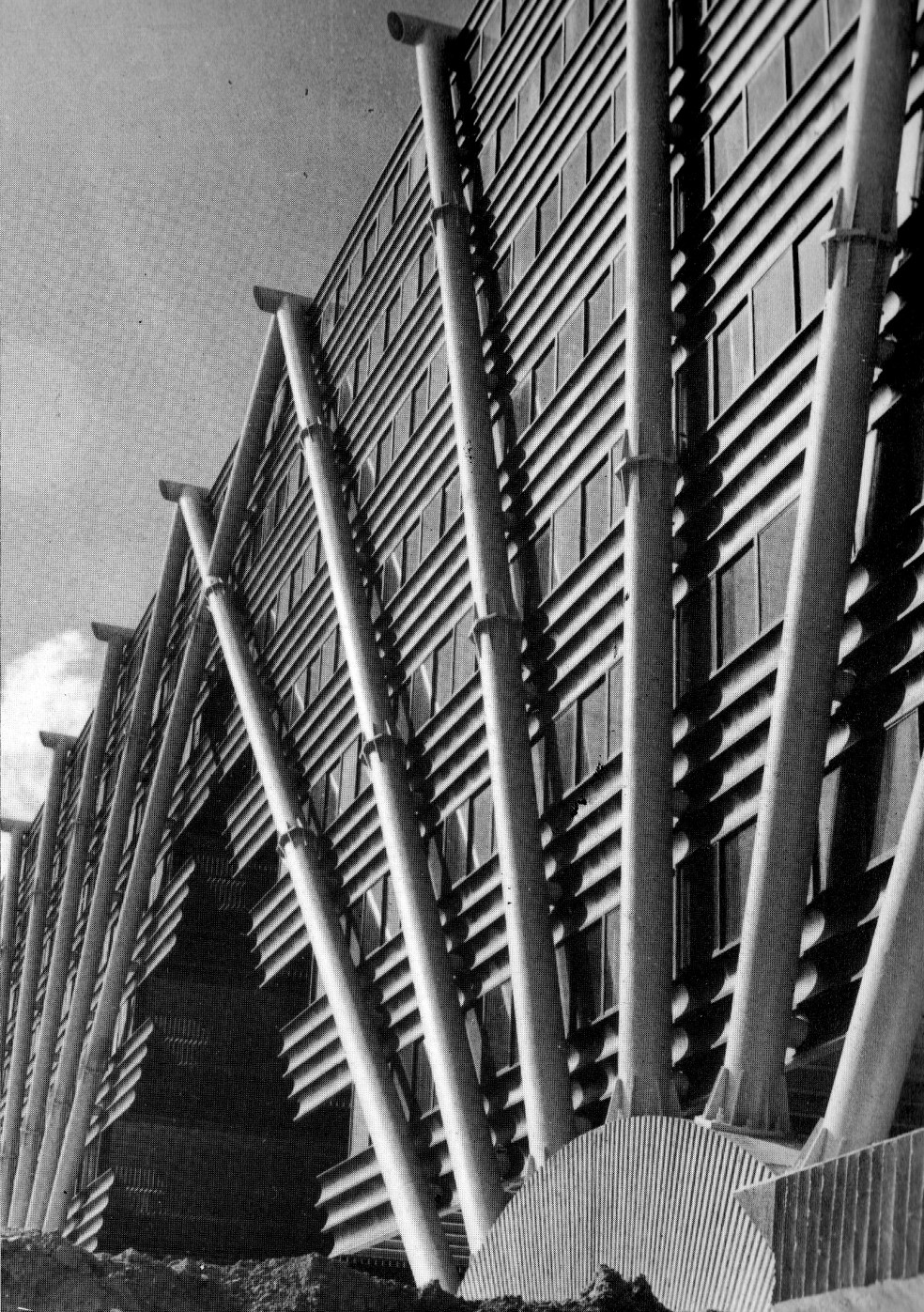 CajondeArquitecto_Oficinas Esso_Julio Lafuente (2)